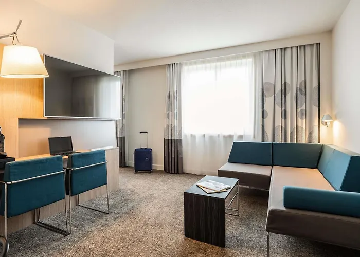 Novotel Centre Hotel