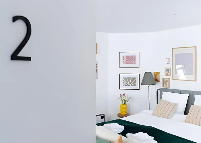 Lumineux, Ideal Pour Sejour Pro Apartament Bruksela