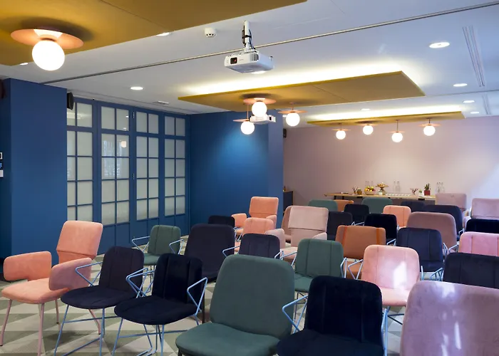 Centre Louise Hotel 3*