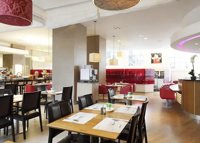 מלון Novotel Off Grand Place