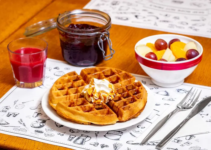 Novotel Off Grand Place Hotel 4*