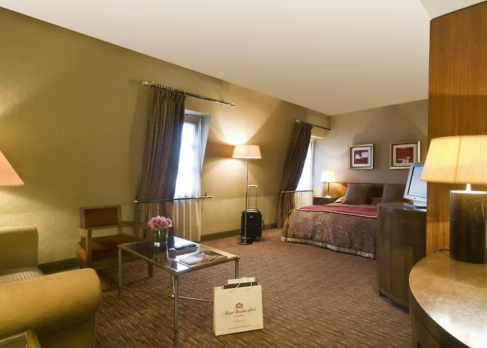 Warwick Grand-place 4* بروكسل