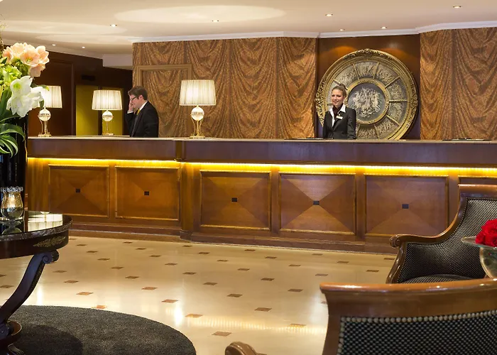 فندق Warwick Grand-place 4*