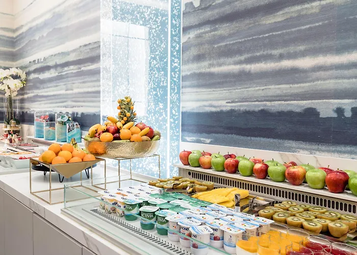 酒店 布鲁塞尔广场酒店  5*