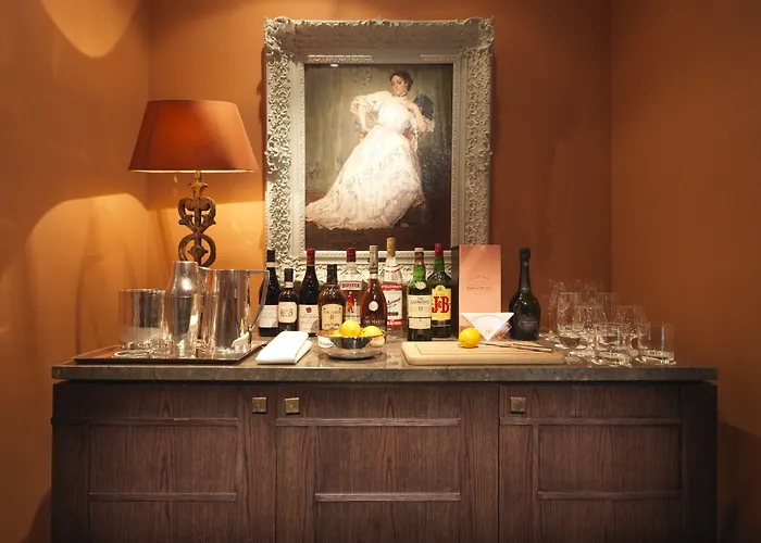 Otel Amigo, A Rocco 5*