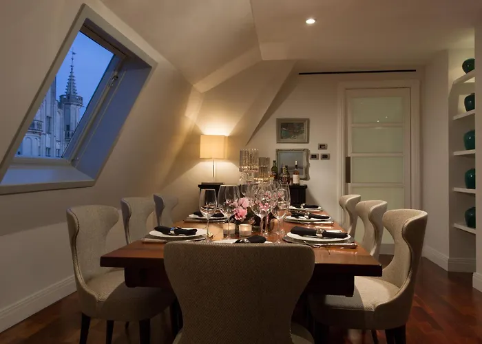 Otel Amigo, A Rocco 5*