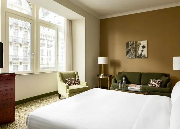 Marriott Grand Place 4*