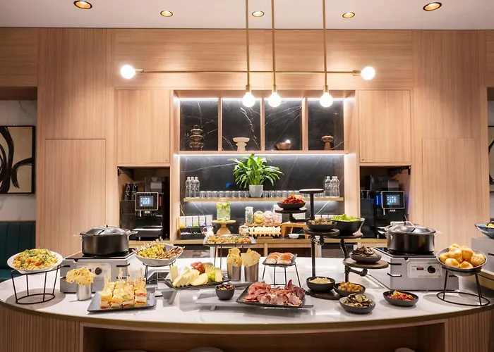 Marriott Grand Place 4*