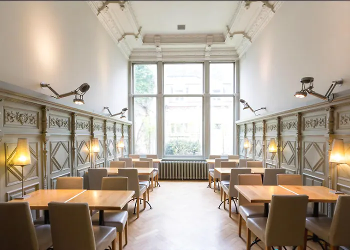 ドゥ コングレス 3* ブリュッセル