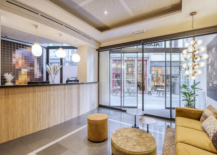 Hotel Alma Grand Place 3*