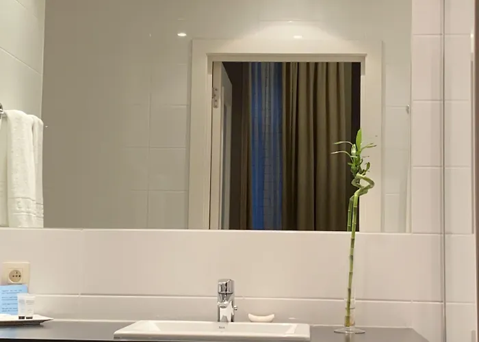 Mas Eu Aparthotel 4*