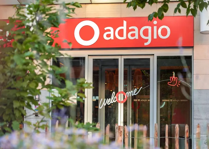 Adagio Grand Place 3*