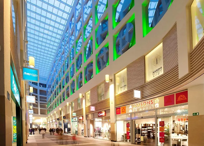 Adagio Grand Place 3*