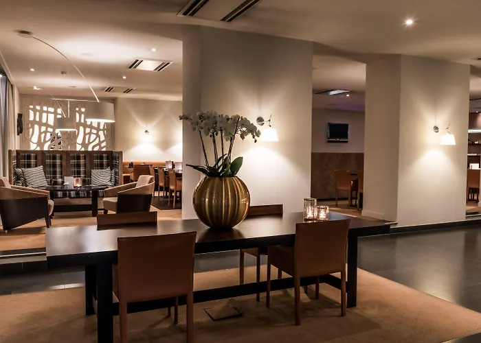 Hotel Pillows Centre 4*