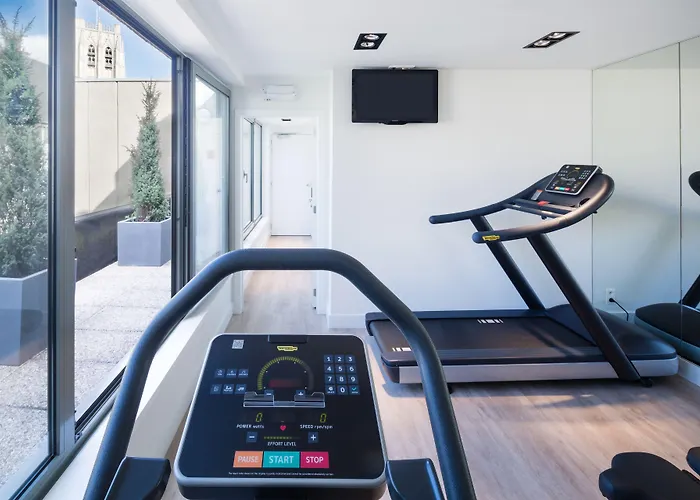 Pillows Centre Hotel