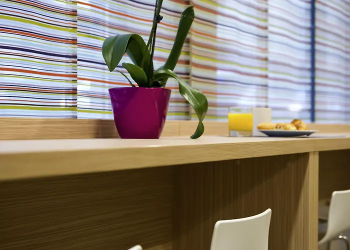 布鲁塞尔欧洲阿德吉奥阿克瑟斯公寓式酒店 2* 布鲁塞尔