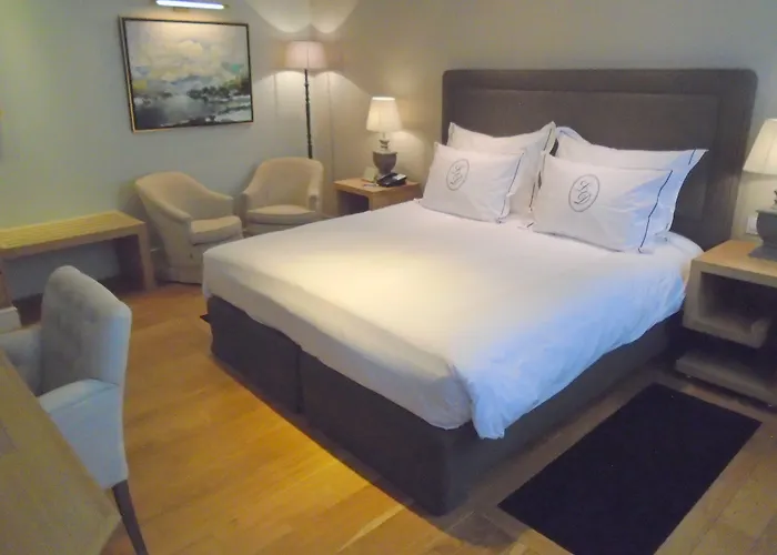 Hotel Le Dixseptieme 4*