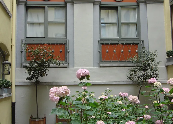 Le Dixseptieme Bruselas