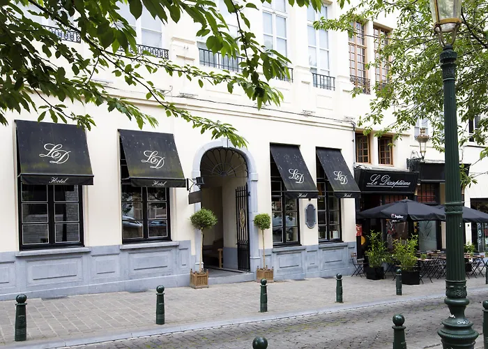 ル ディセッティエーム ホテル 4*