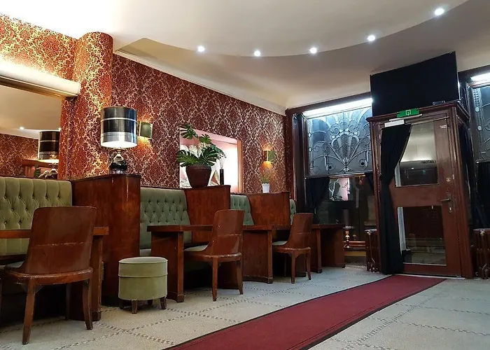 Le Grand Colombier 2* Brussels