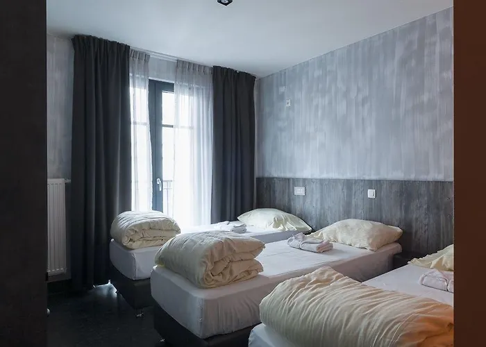 Brxxl 5 Centre Hostel Brussels