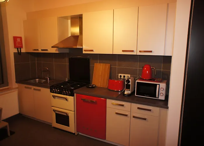 J And R Daire Brüksel