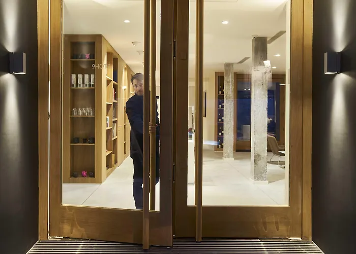 9hotel Sablon Hotel 4*