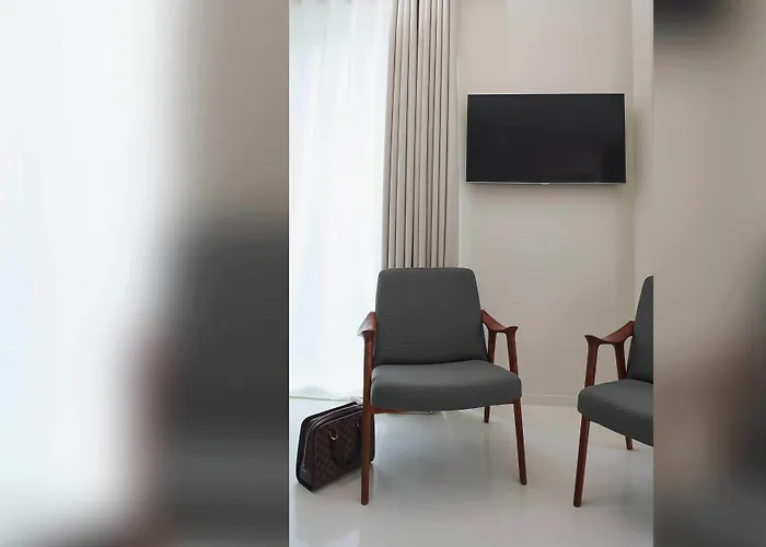 9hotel Sablon Otel 4*