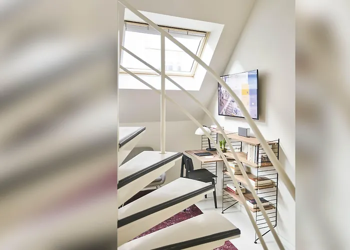 Hotel 9hotel Sablon 4*