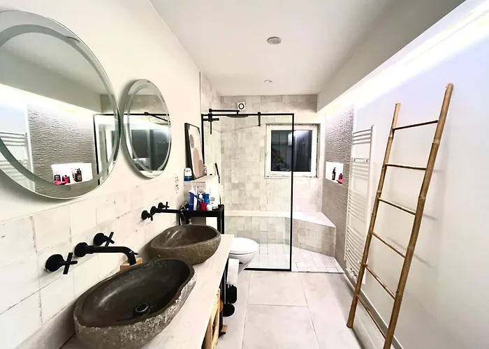 Experience * Брюссель