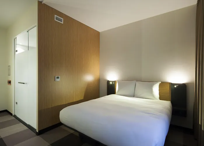 Hotel Easyhotel Centre