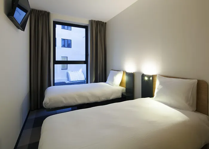 Easyhotel Centre 3* Bruselas