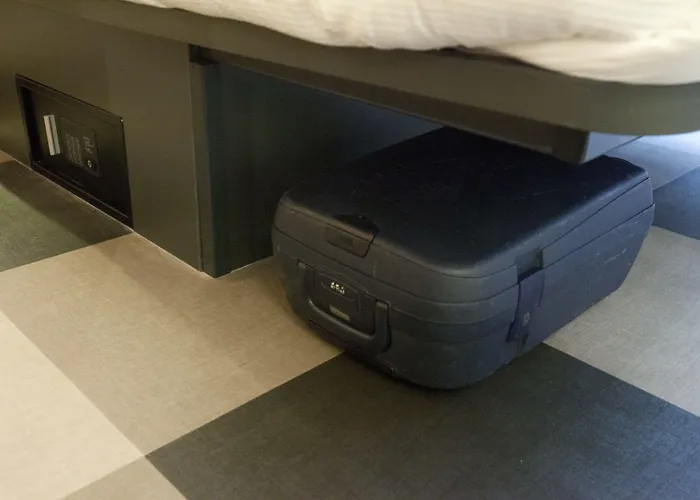 Easyhotel Centre 3* Bruselas