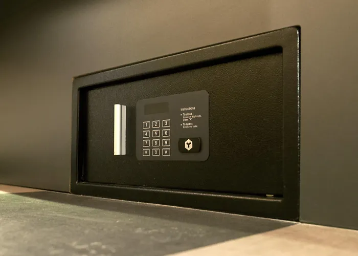 Easyhotel City Centre 3* Brussels