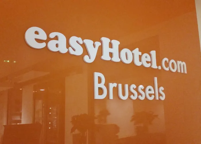 Easyhotel Centre Hotel 3*
