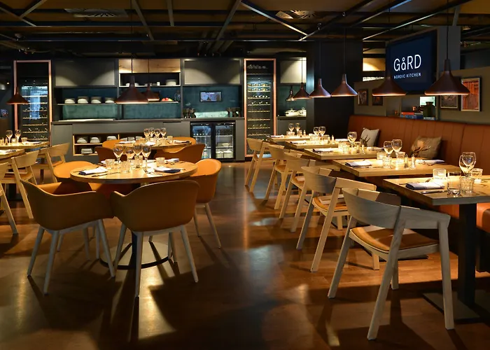 מלון Courtyard By Marriott Eu