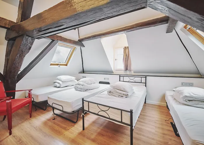 The Classic By 2go4 Grand Place Hotel