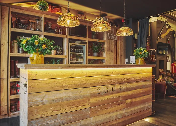 The Legacy By 2go4 Center Hostel