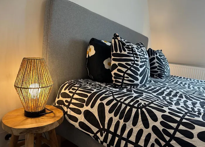 Downtown Spacious Design Duplex 3bedr Appartement