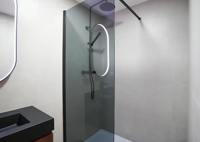 Douvres 7 * Brüksel