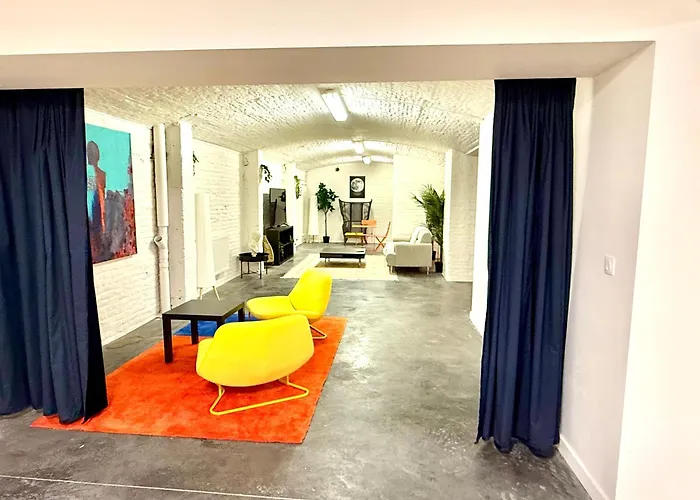 Spacious Bxl Loft Apartment