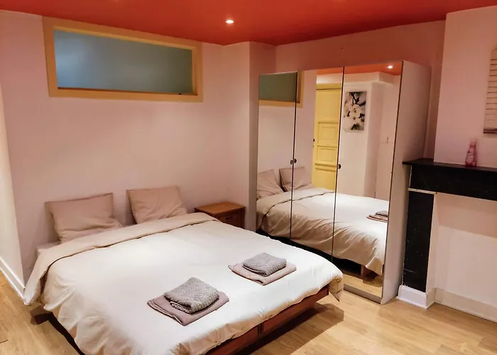 Modern Half-basement 1br Near Montgomery & Vub Apartamento *