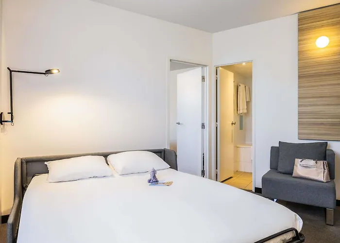 Novotel Off Grand Place בריסל