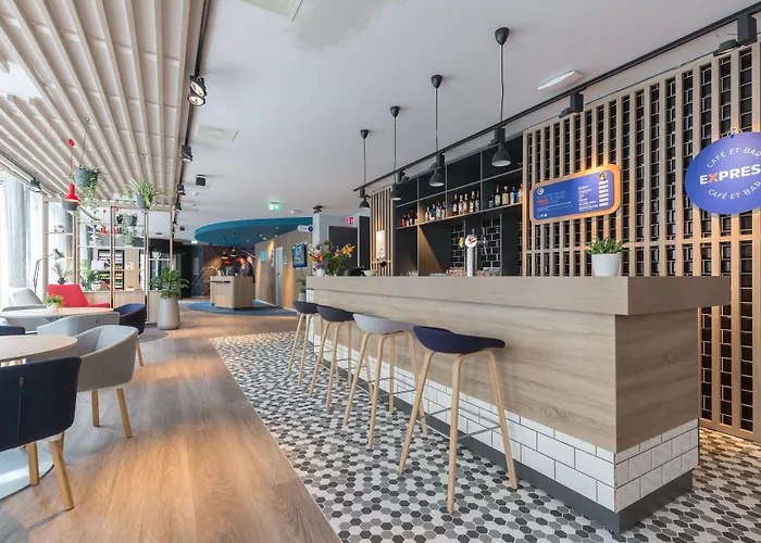 Otel Express Brussels-grand-place By Ihg