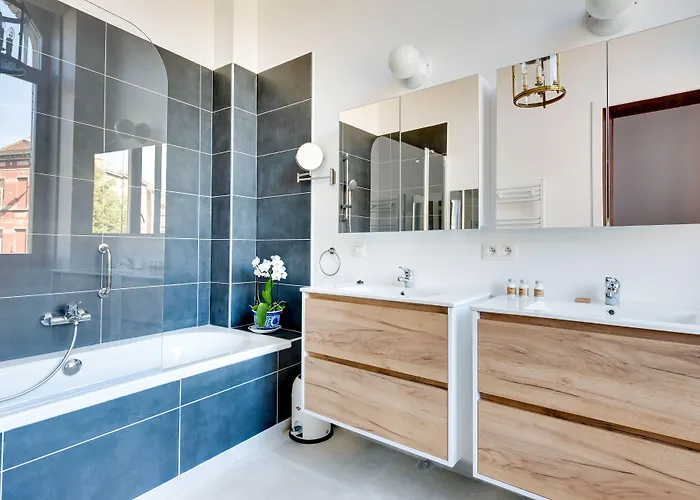 Europea Newton Boutique Residences 3*