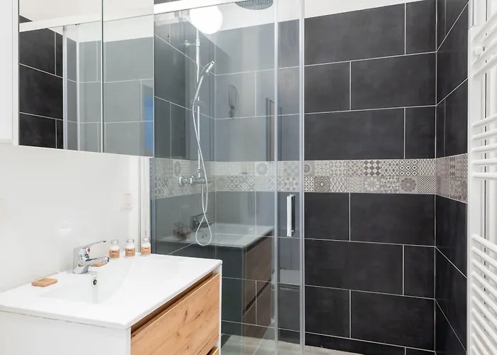 Europea Newton Boutique Residences