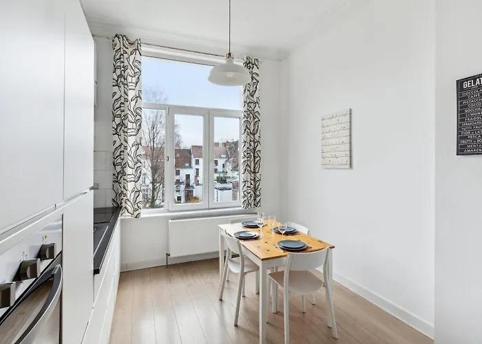 Lantsheere 11 - Self Check In By Homenhancement 布鲁塞尔