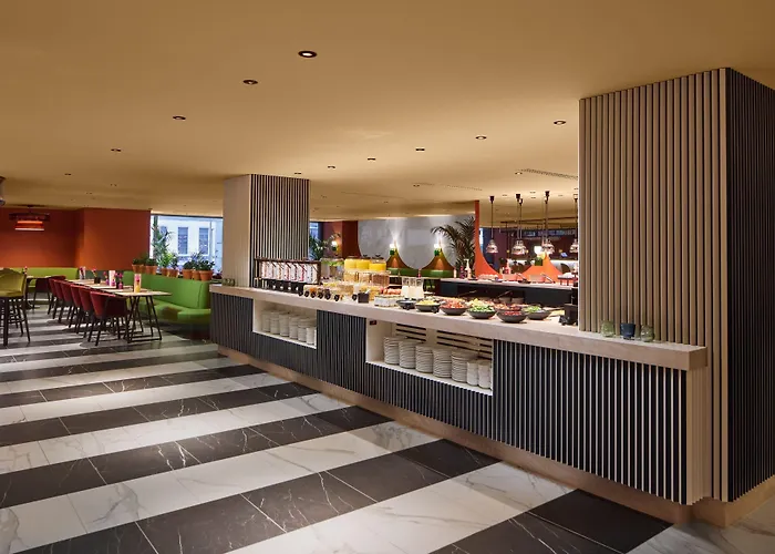 Cardo Brussels, Autograph Collection Otel 4*