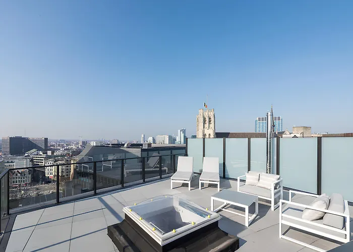 Aparthotel Triplex Penthouse In The Center *