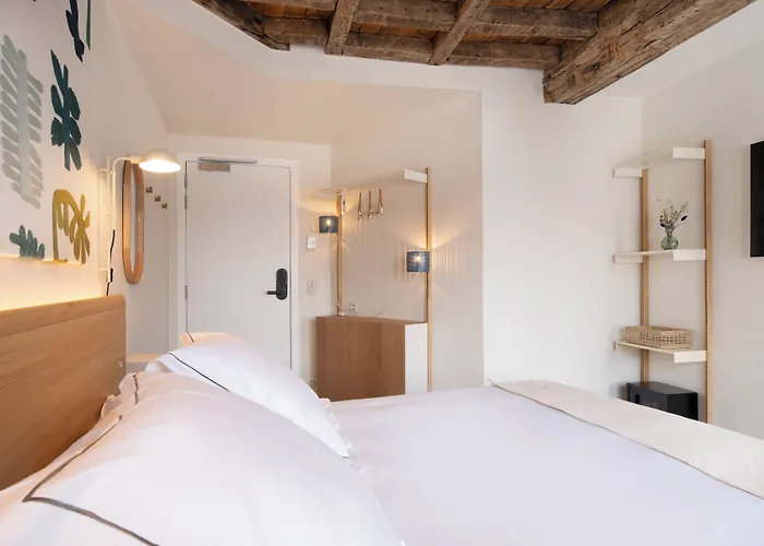 Made In Catherine Hotel 3*